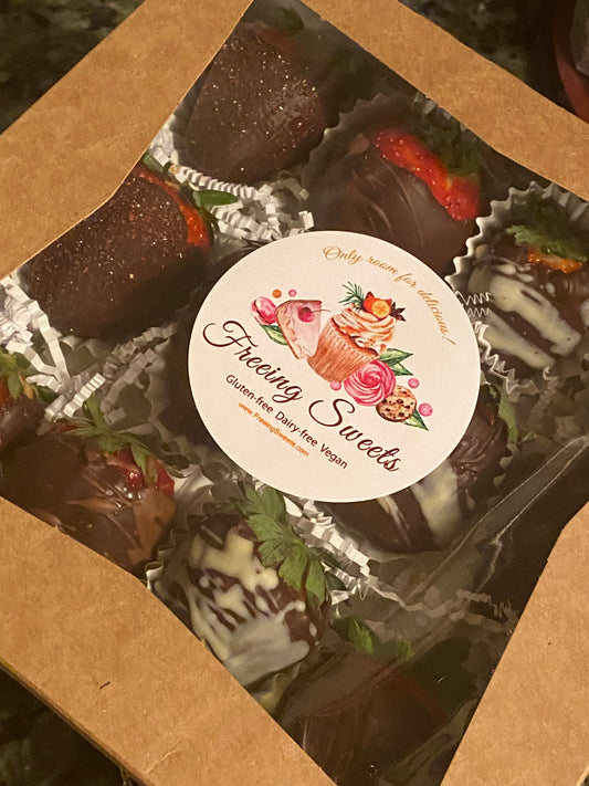 Chocolate Covered Strawberries (12) image 0